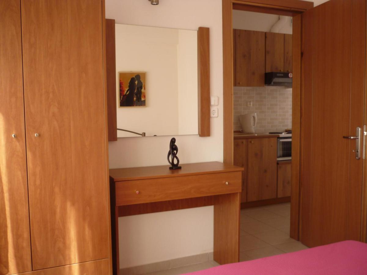 Helios Apartamento Vrasná Exterior foto