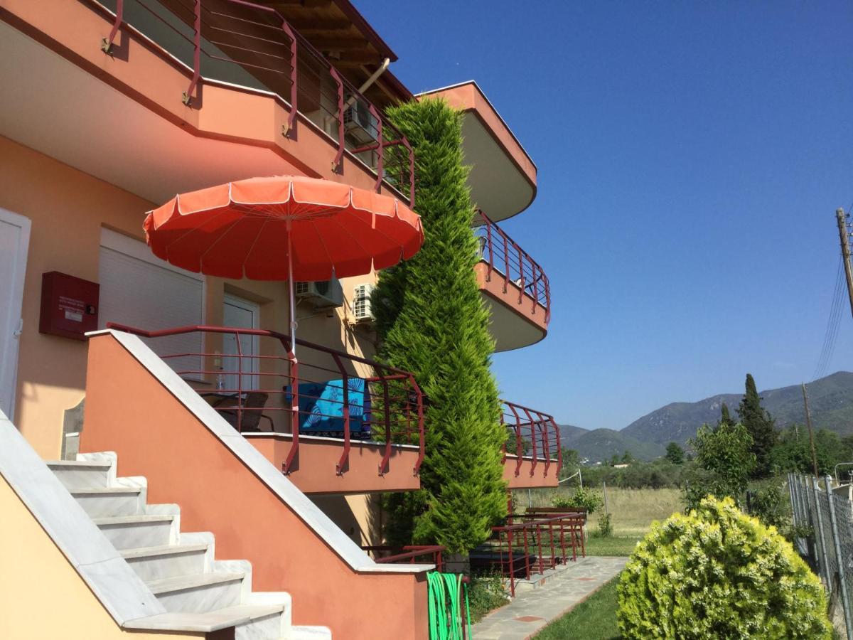 Helios Apartamento Vrasná Exterior foto