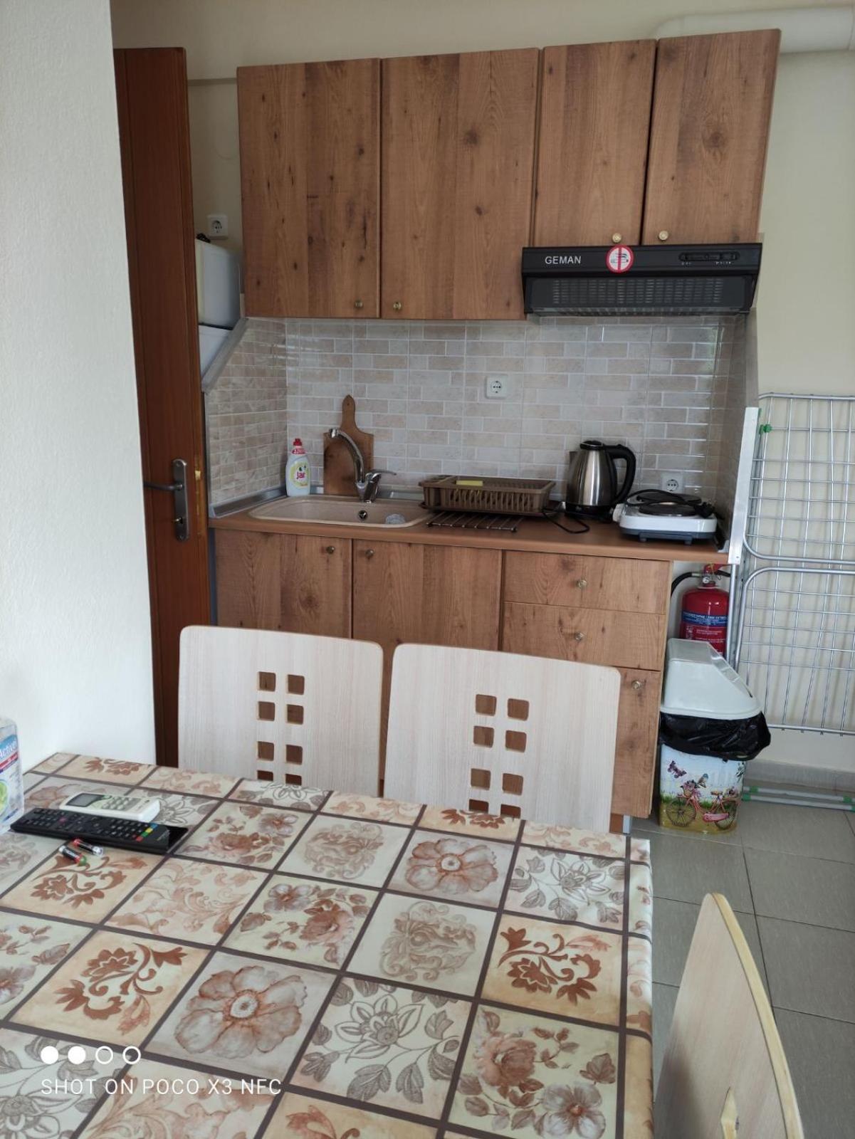 Helios Apartamento Vrasná Exterior foto